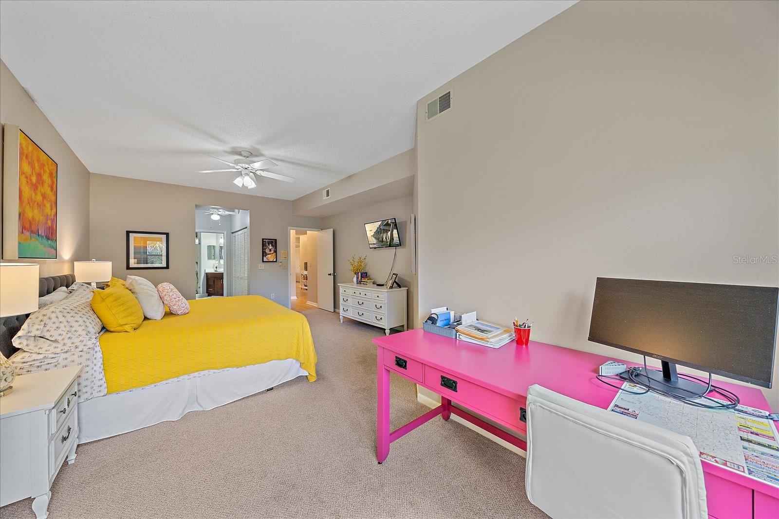 Image 19 of 39 For 1612 Starling Drive 101
