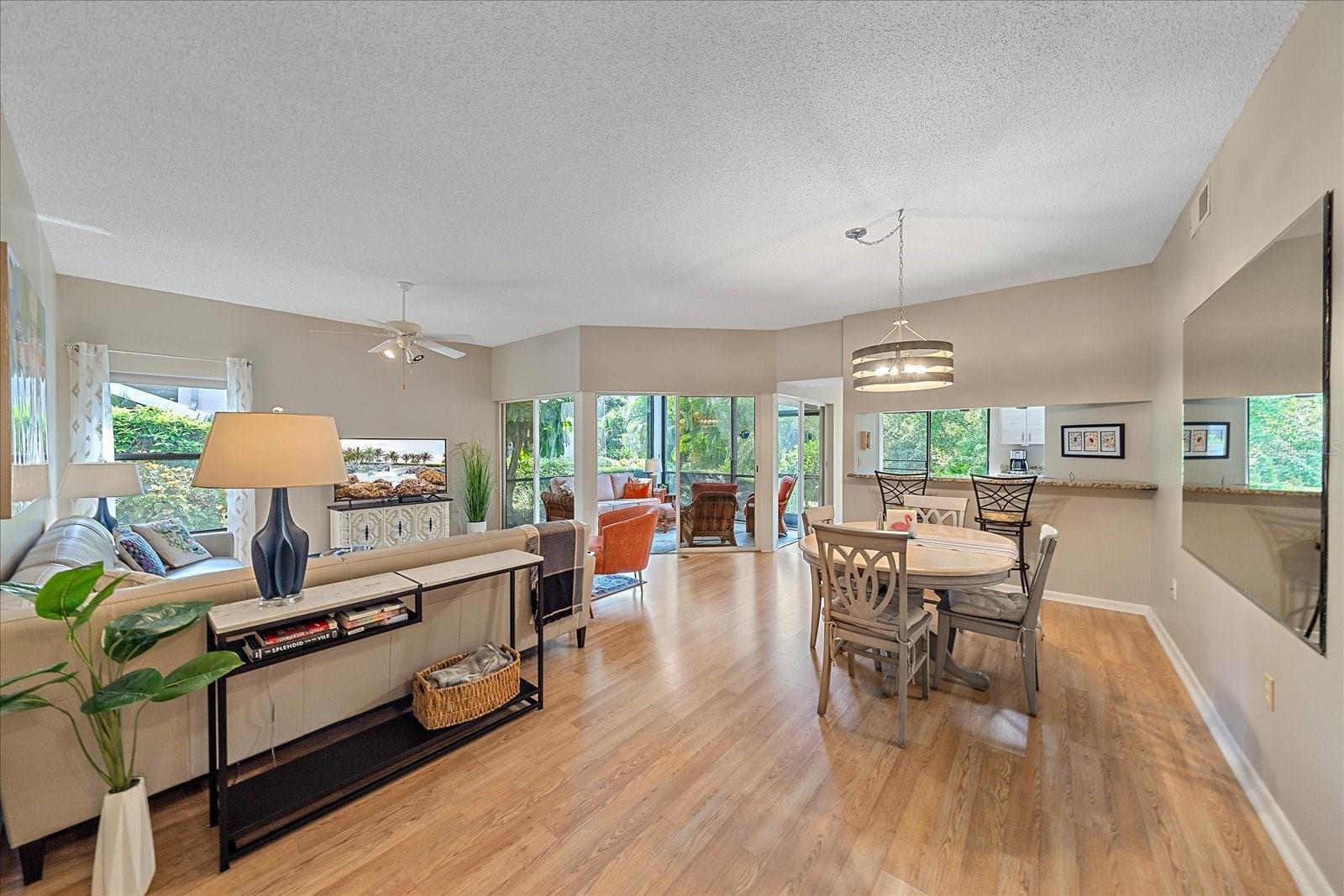 Image 5 of 39 For 1612 Starling Drive 101