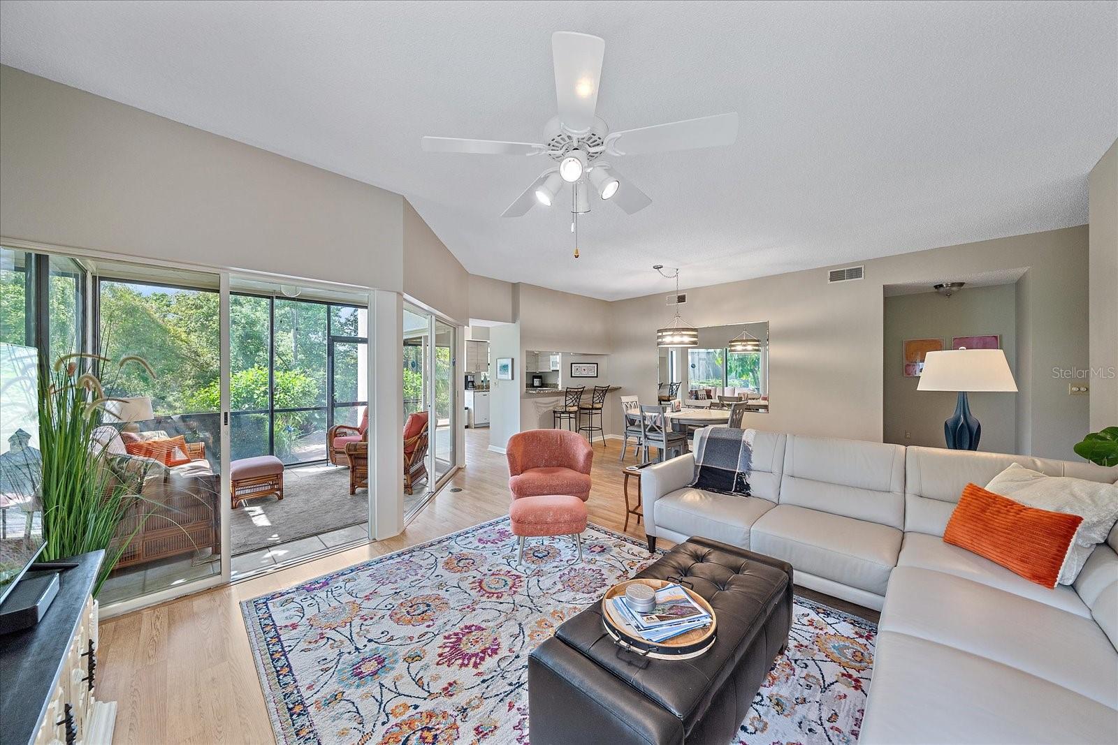 Image 9 of 39 For 1612 Starling Drive 101