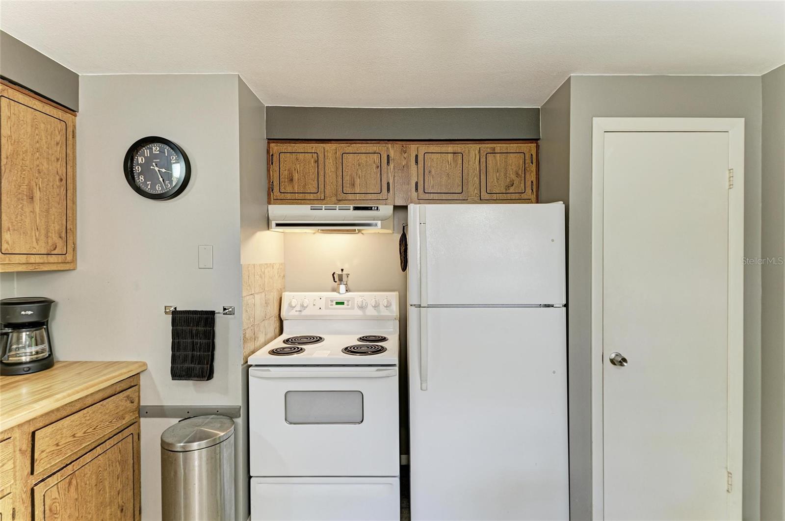 Image 11 of 46 For 909 Turner Street