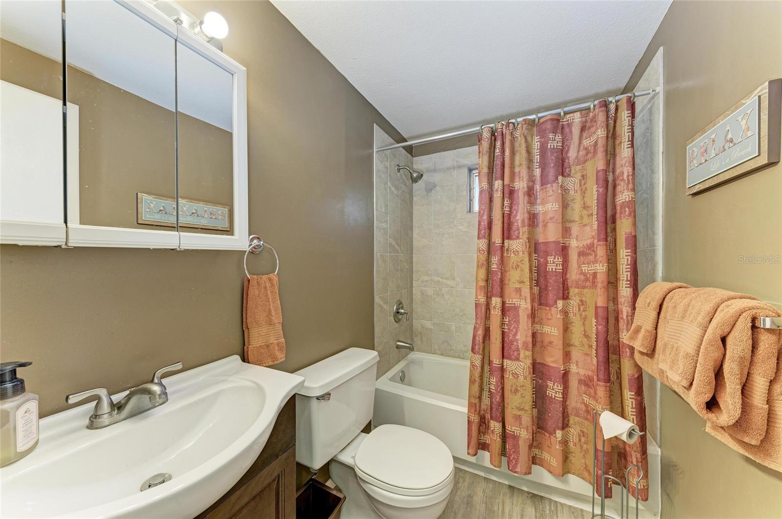 Image 20 of 46 For 909 Turner Street