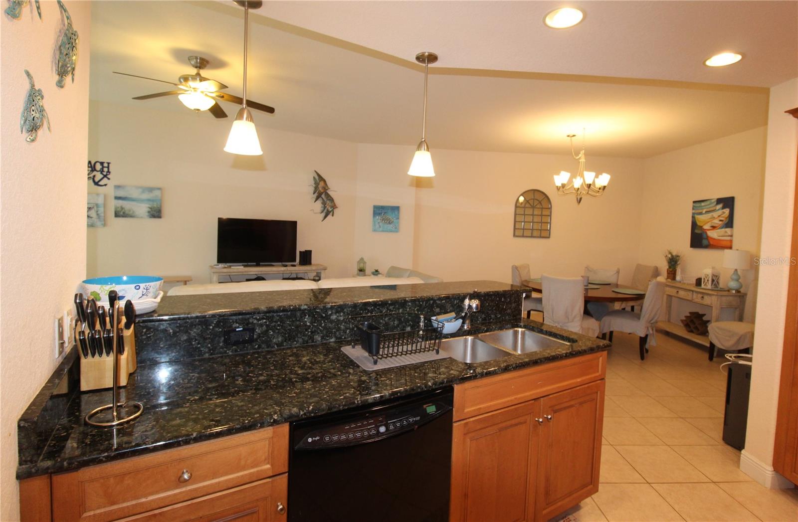 Image 12 of 42 For 501 Haben Boulevard 704