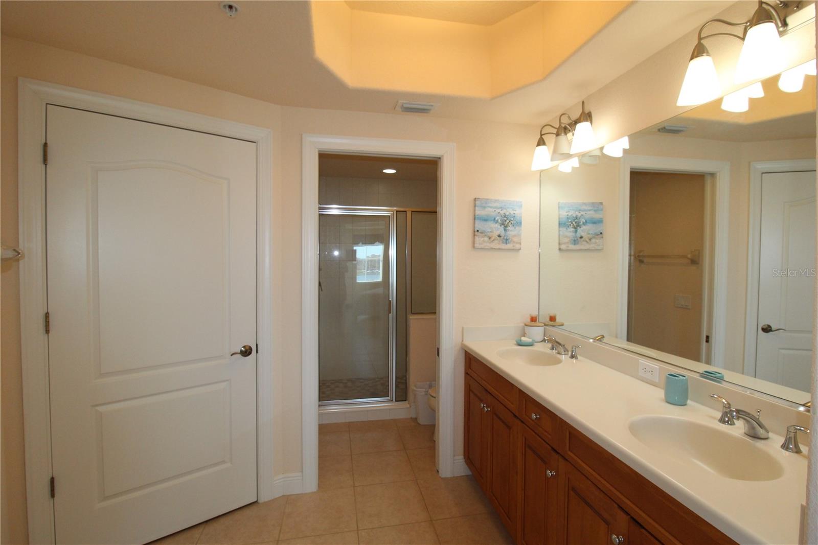 Image 16 of 42 For 501 Haben Boulevard 704