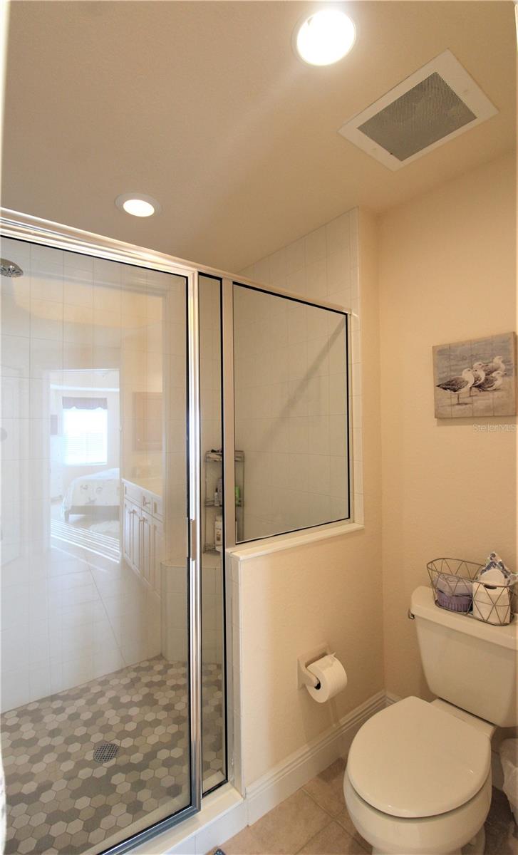 Image 18 of 42 For 501 Haben Boulevard 704