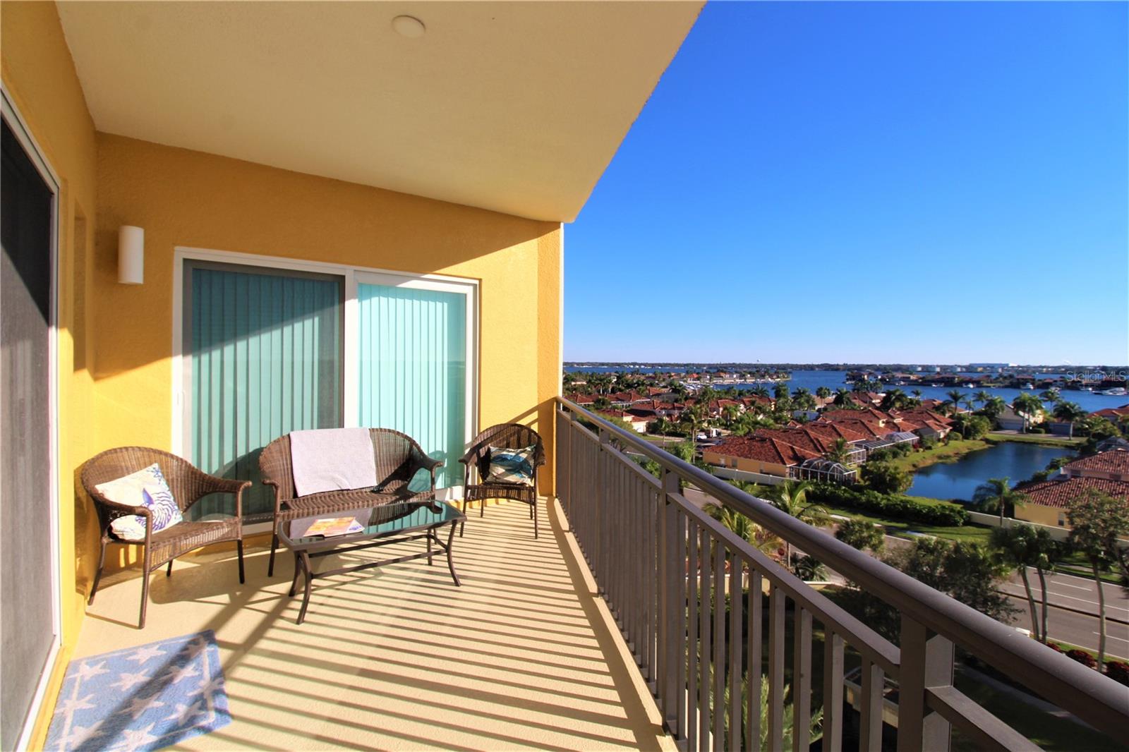 Image 28 of 42 For 501 Haben Boulevard 704