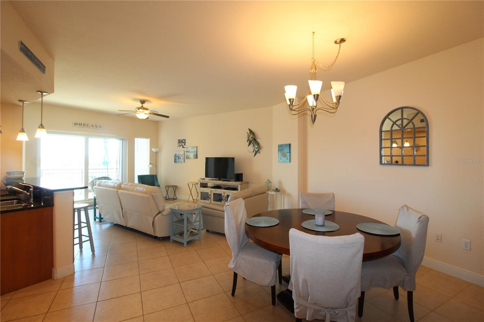 Image 4 of 42 For 501 Haben Boulevard 704