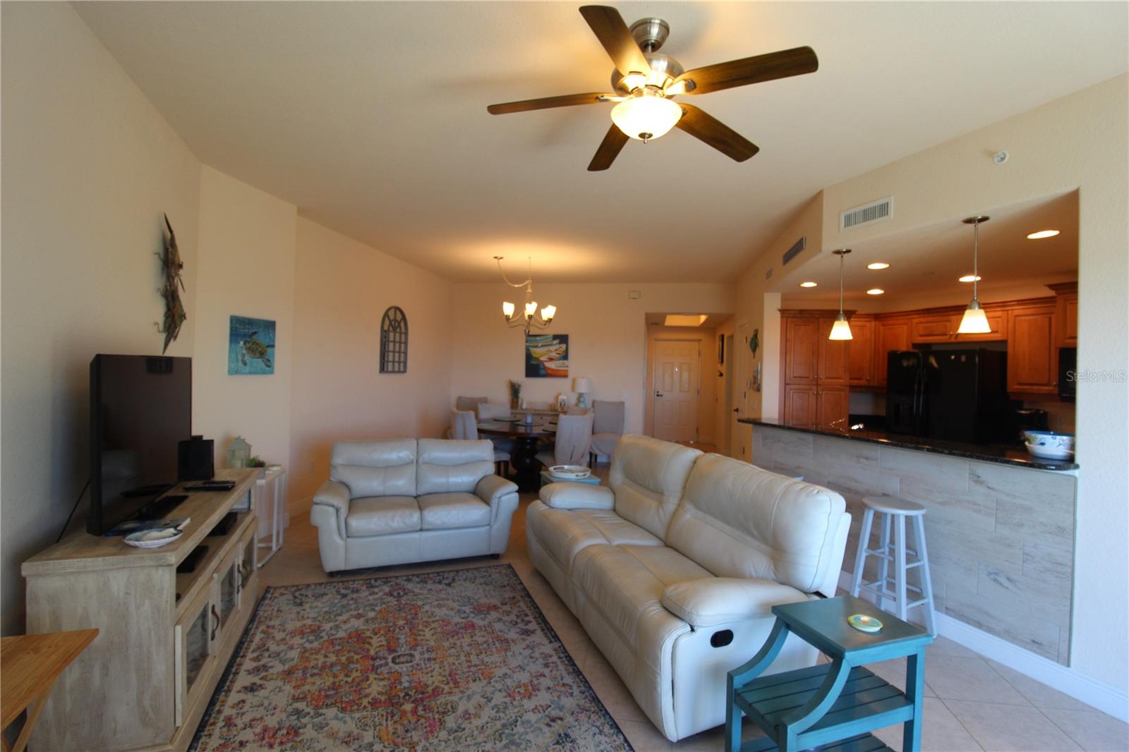 Image 7 of 42 For 501 Haben Boulevard 704