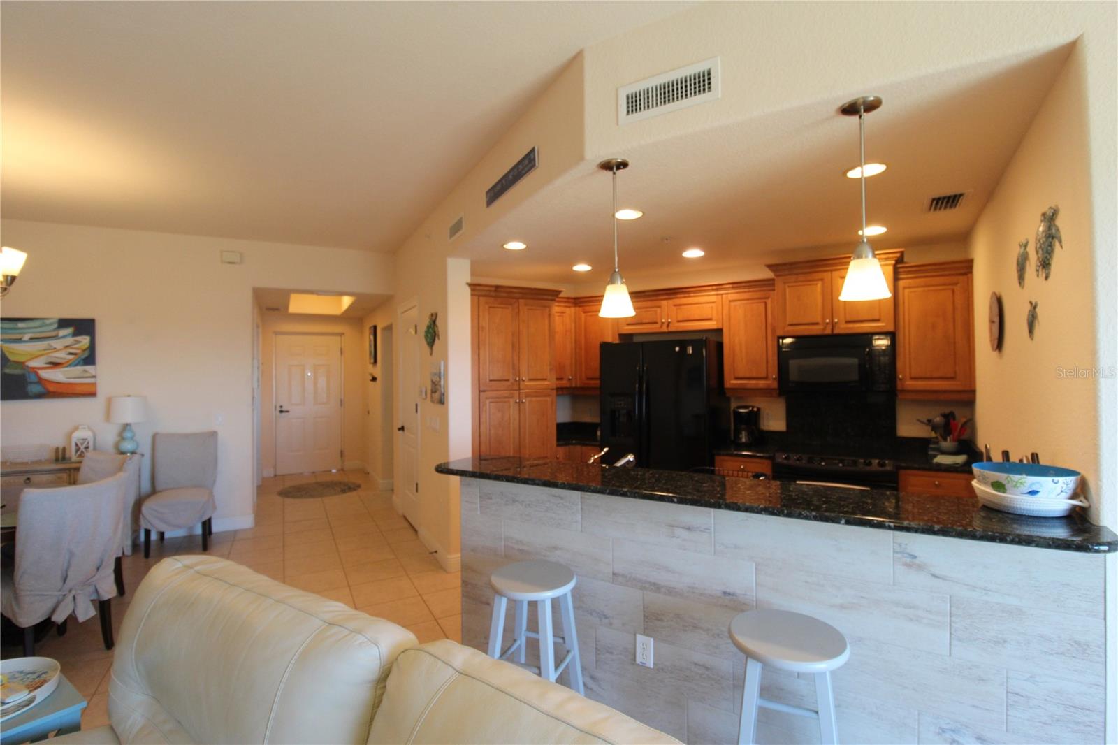 Image 8 of 42 For 501 Haben Boulevard 704