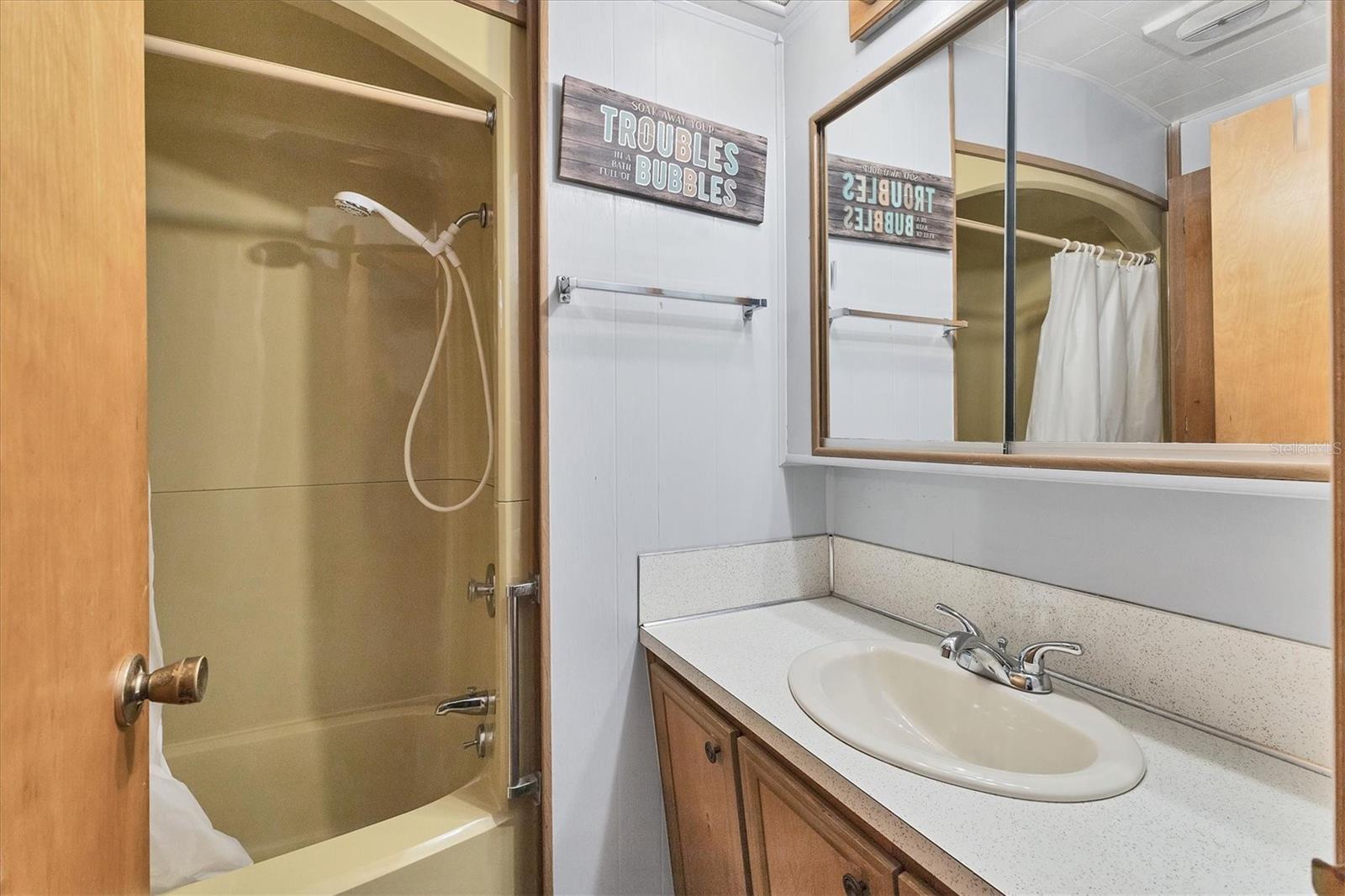 Image 21 of 47 For 1307 41st Avenue E