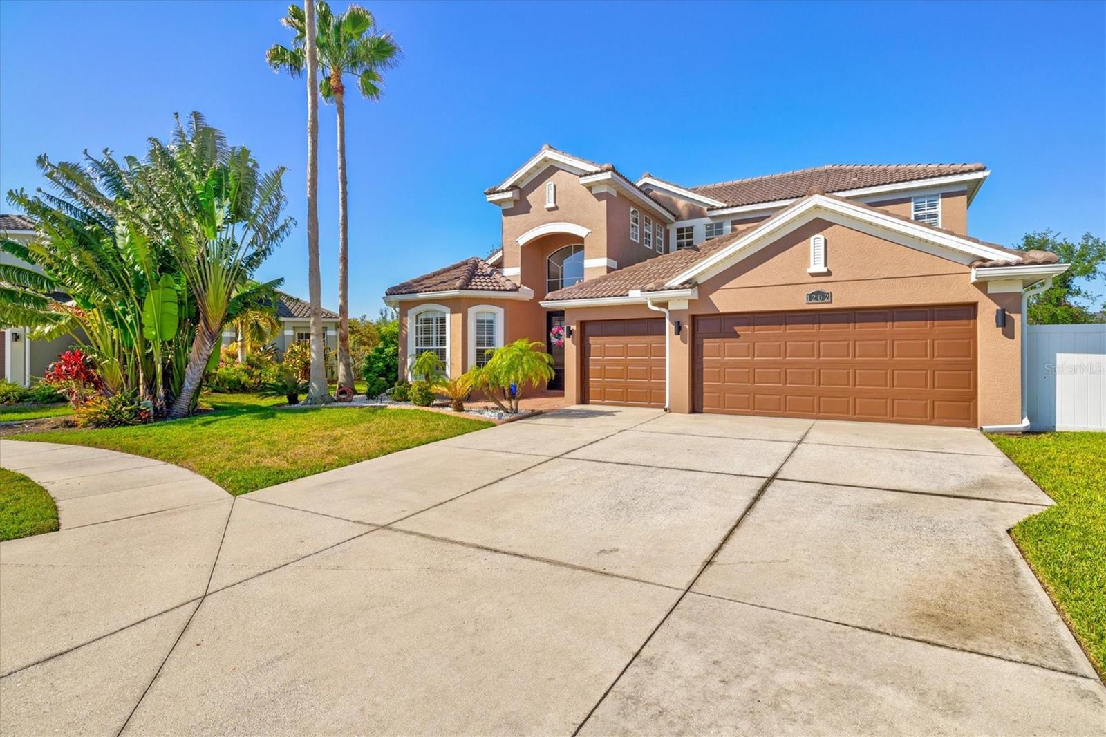 Image 3 of 100 For 1202 Western Pine Circle