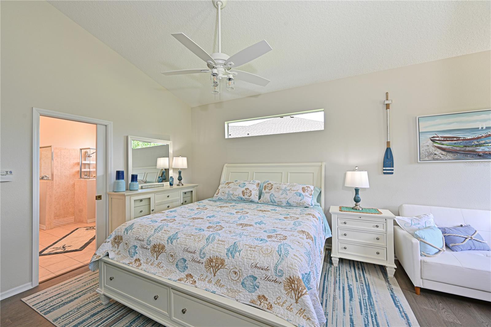 Image 13 of 41 For 211 Dahlia Court