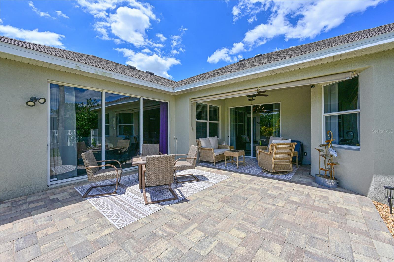 Image 29 of 41 For 211 Dahlia Court