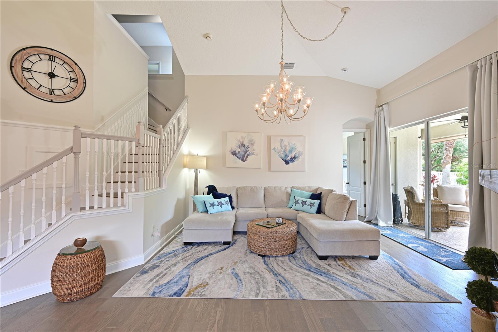 Image 3 of 41 For 211 Dahlia Court
