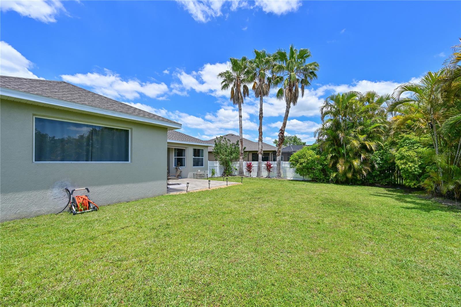 Image 31 of 41 For 211 Dahlia Court