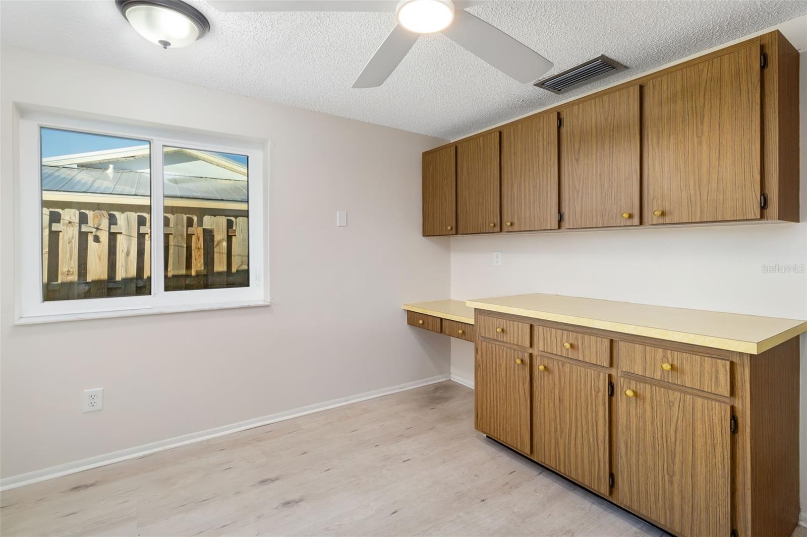 Image 12 of 30 For 3916 Cochise Terrace
