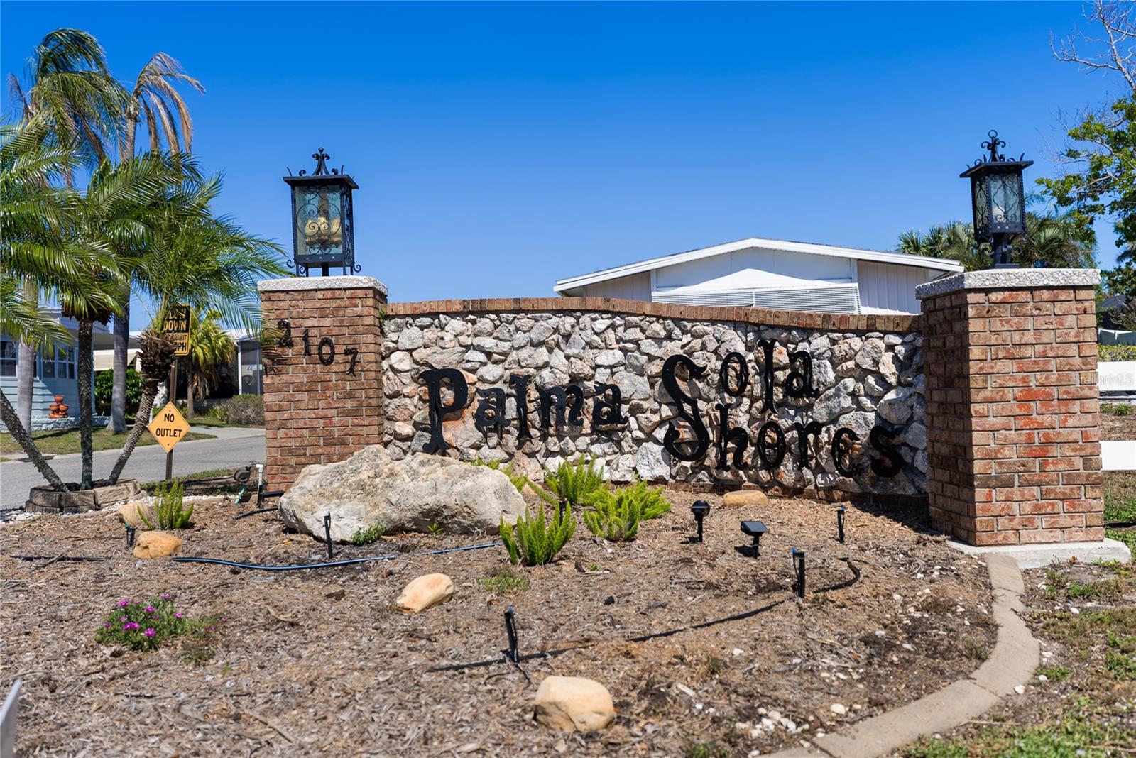 Image 2 of 51 For 2107 Palma Sola Boulevard 83