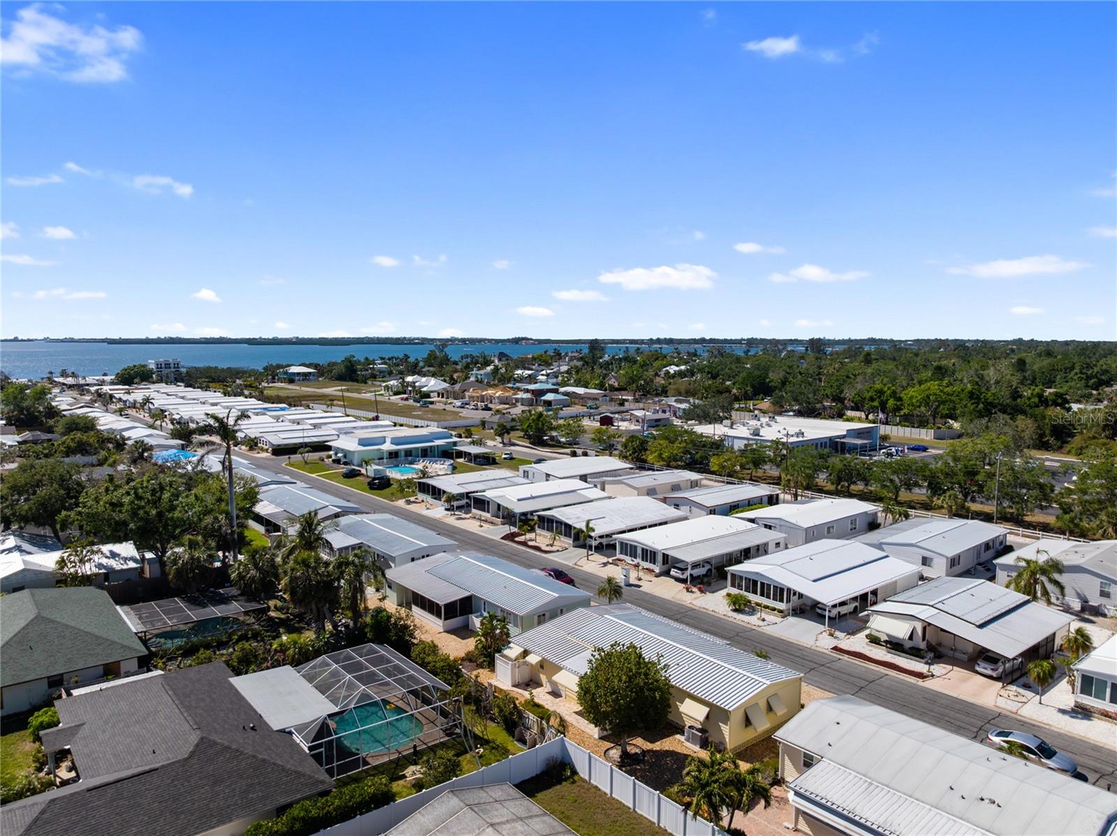 Image 47 of 51 For 2107 Palma Sola Boulevard 83