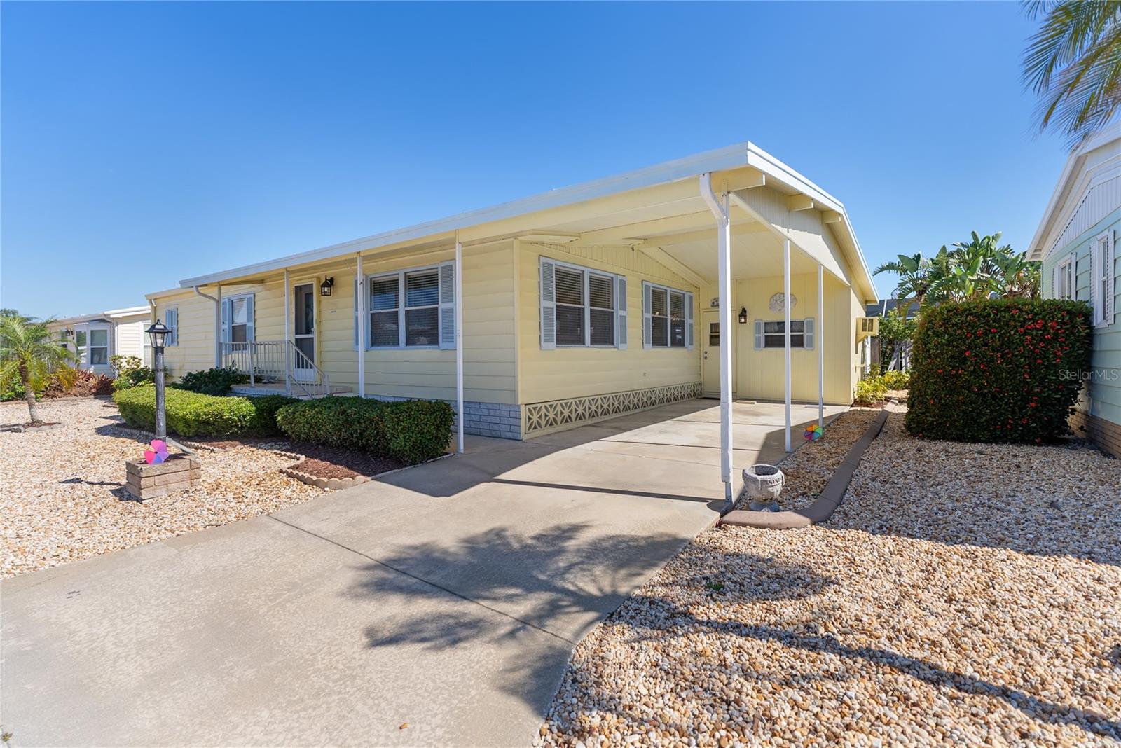 Image 5 of 51 For 2107 Palma Sola Boulevard 83
