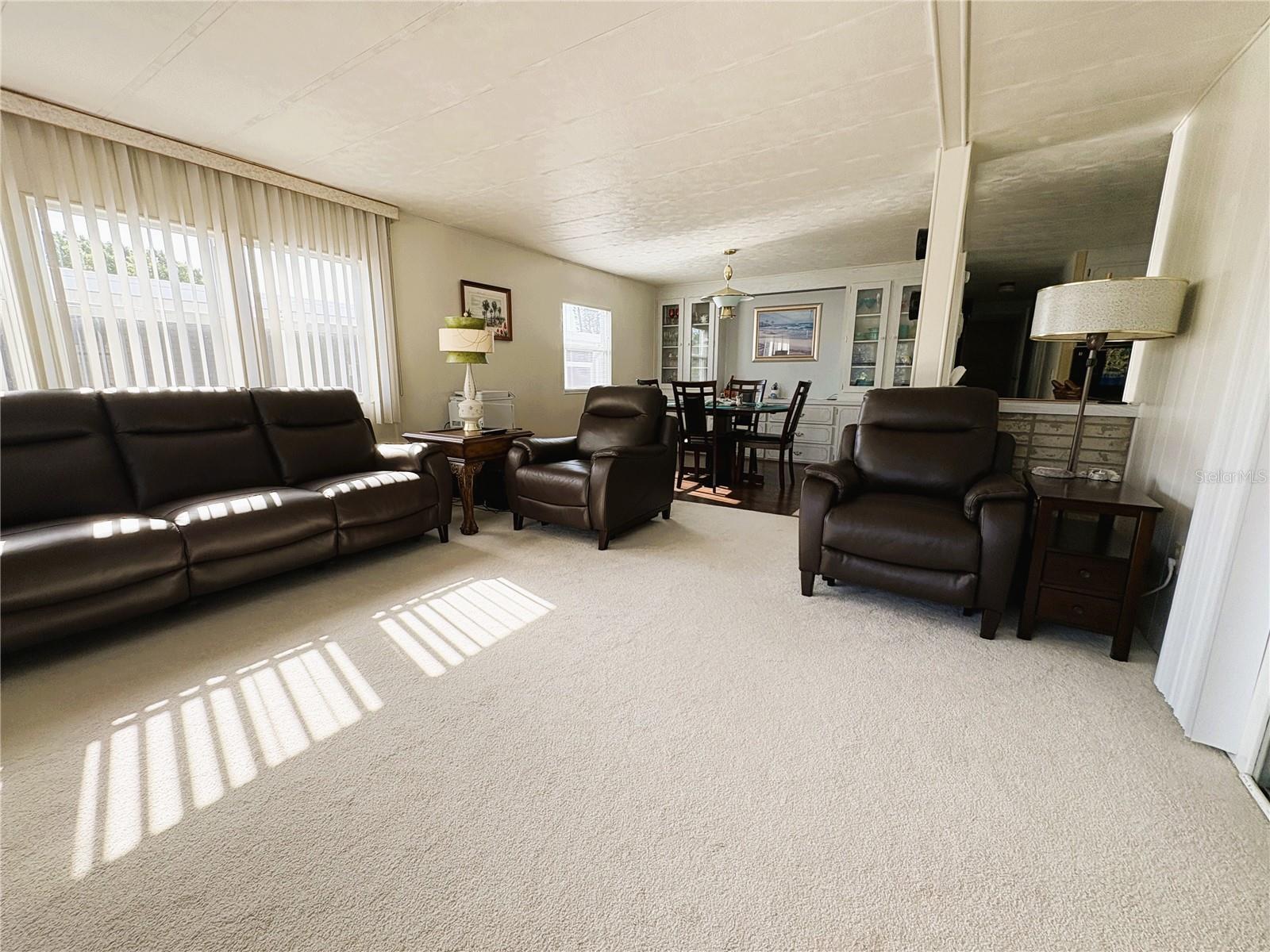 Image 13 of 23 For 2107 Palma Sola Boulevard 95