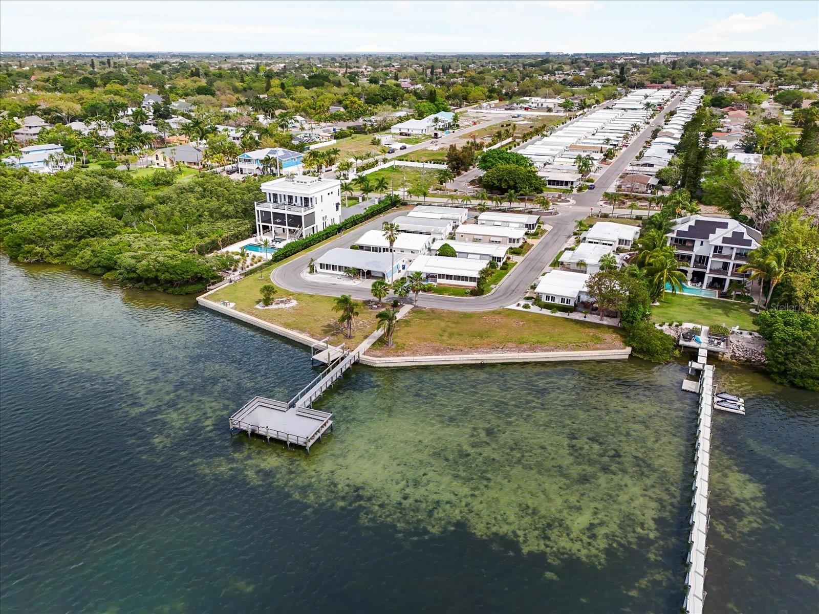 Image 22 of 23 For 2107 Palma Sola Boulevard 95