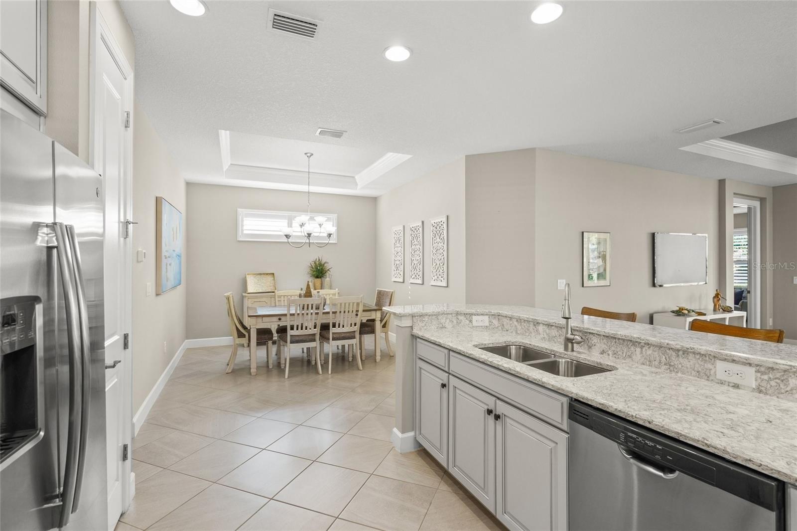 Image 7 of 52 For 5556 Cantucci Street