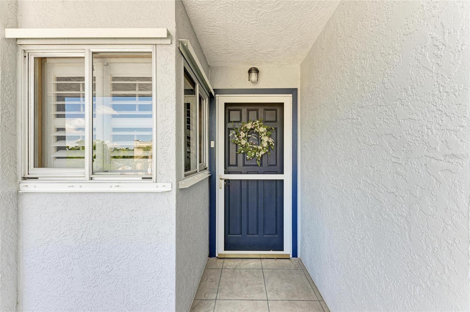 Image 10 of 42 For 1000 Riverside Drive B202