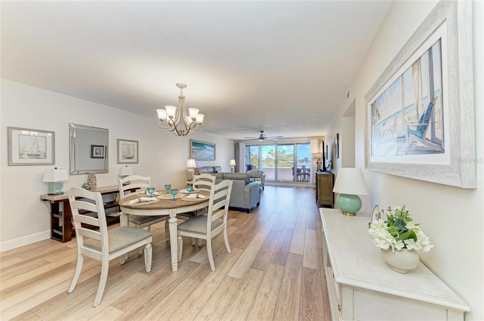 Image 12 of 42 For 1000 Riverside Drive B202