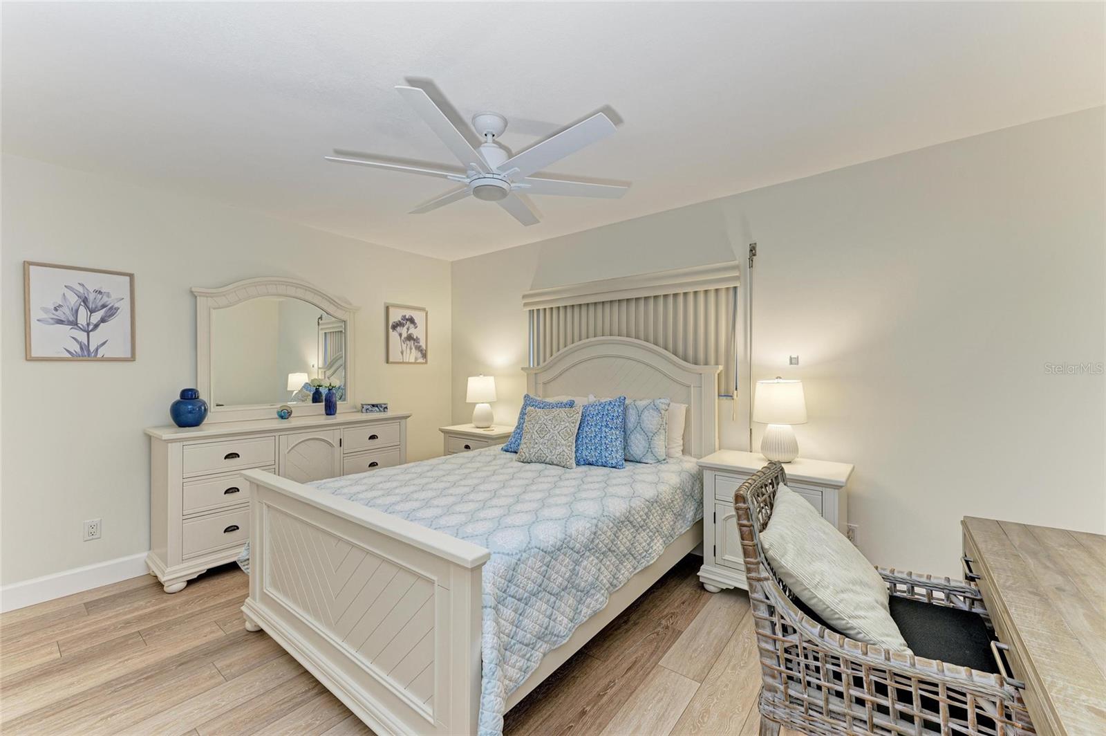 Image 31 of 42 For 1000 Riverside Drive B202