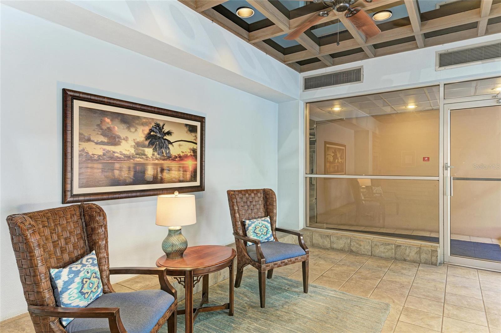 Image 9 of 42 For 1000 Riverside Drive B202