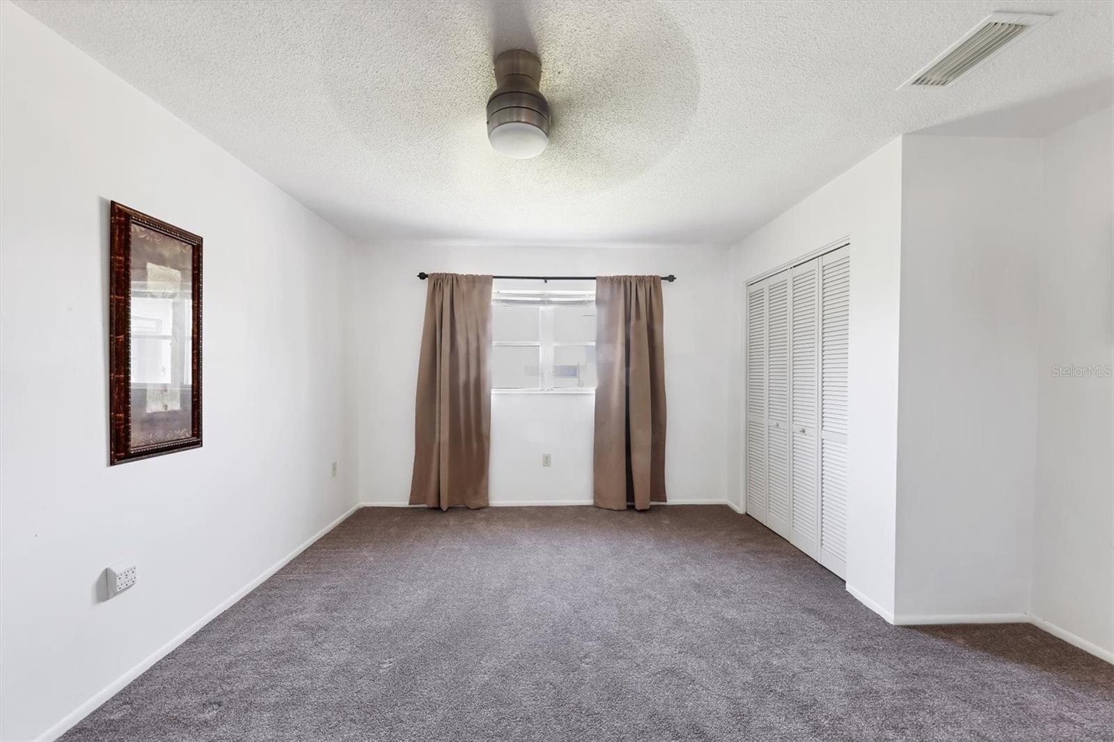 Image 20 of 31 For 6047 Arlene Way