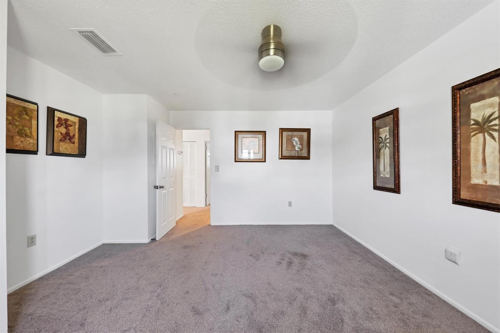 Image 21 of 31 For 6047 Arlene Way