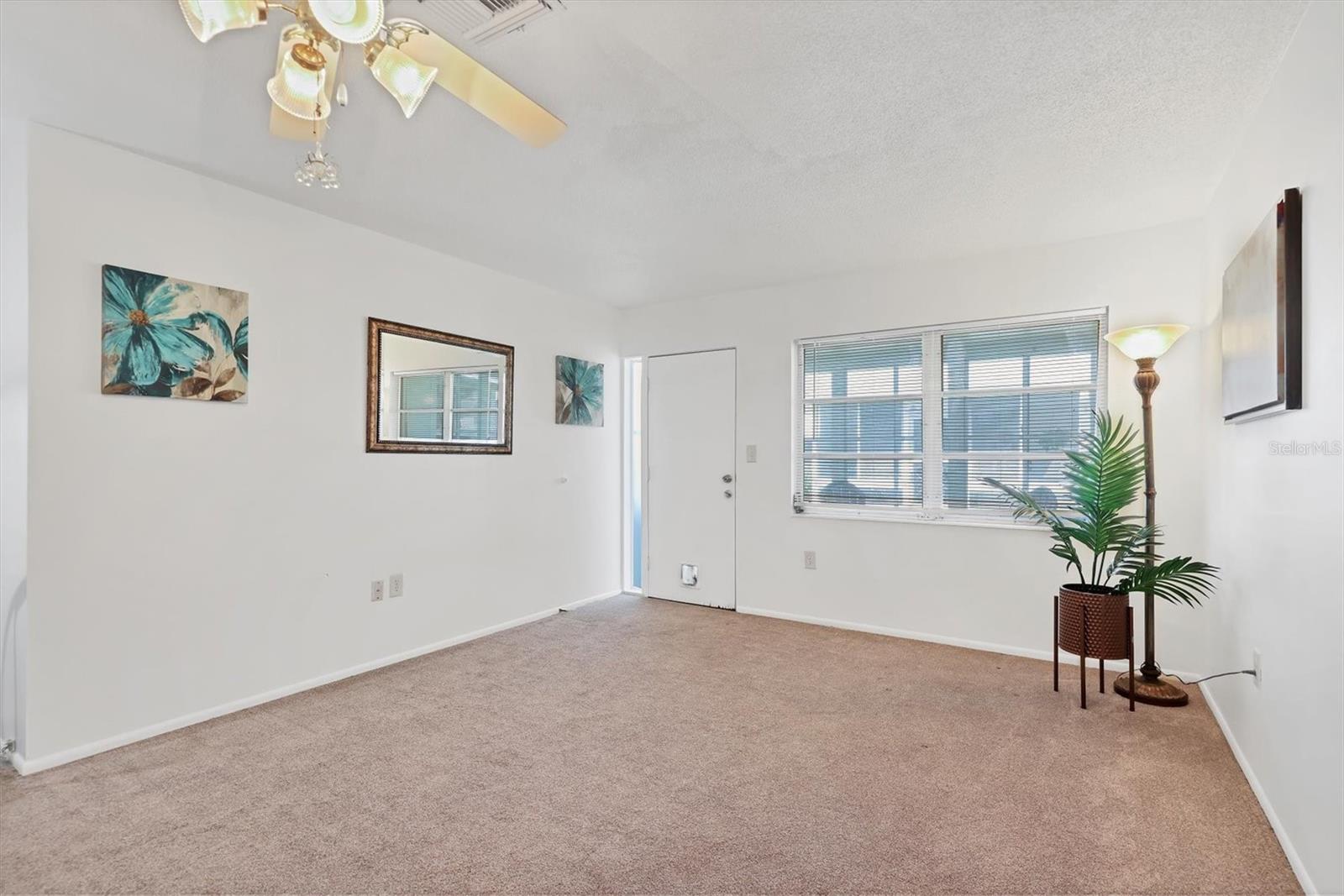 Image 6 of 31 For 6047 Arlene Way