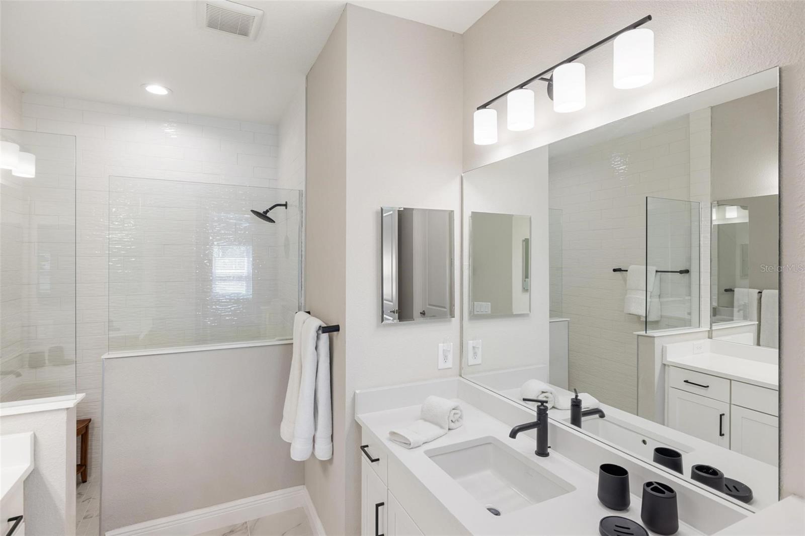 Image 19 of 52 For 12673 Palatka Drive
