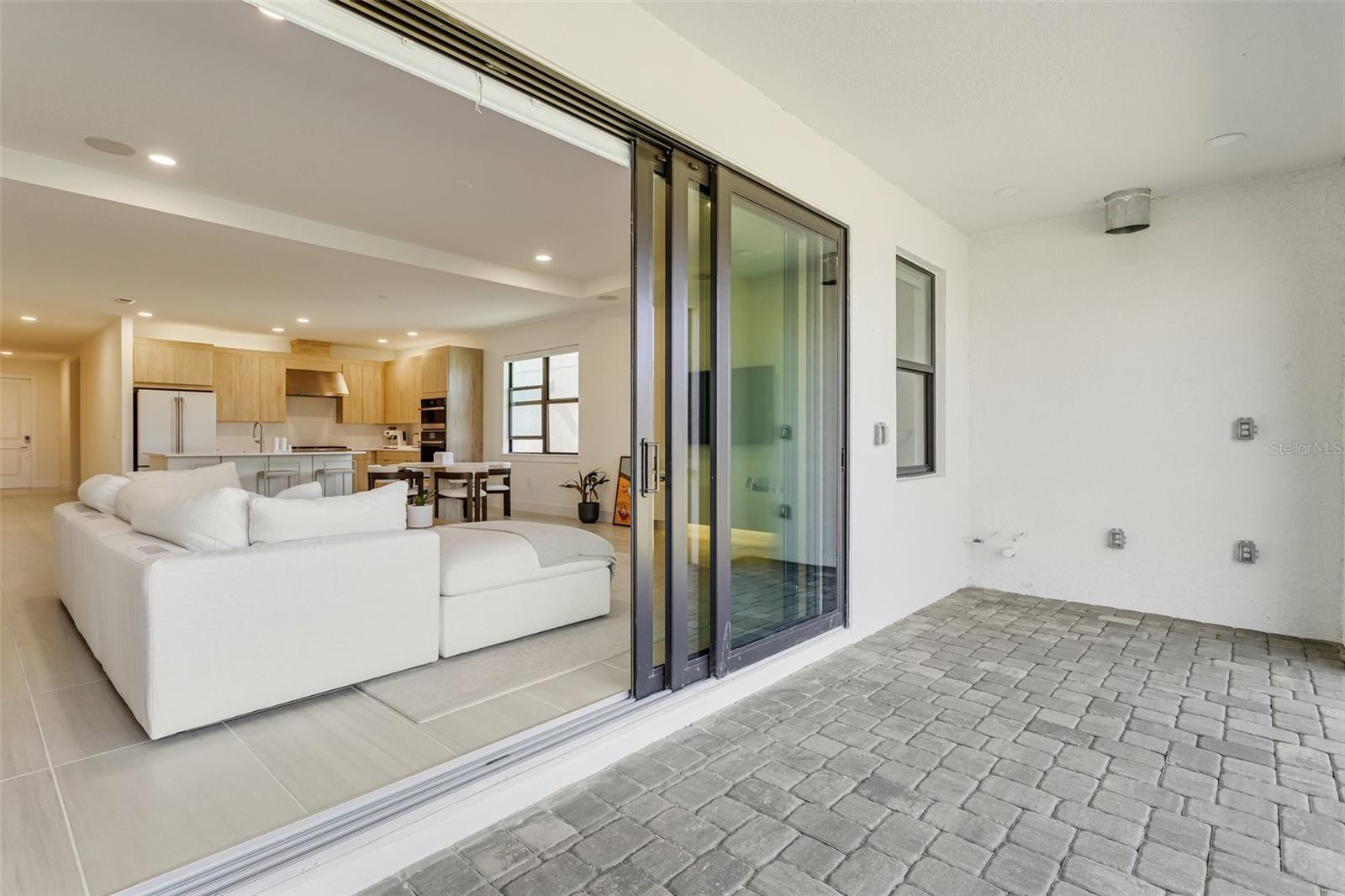 Image 15 of 45 For 18525 Midsummer Place