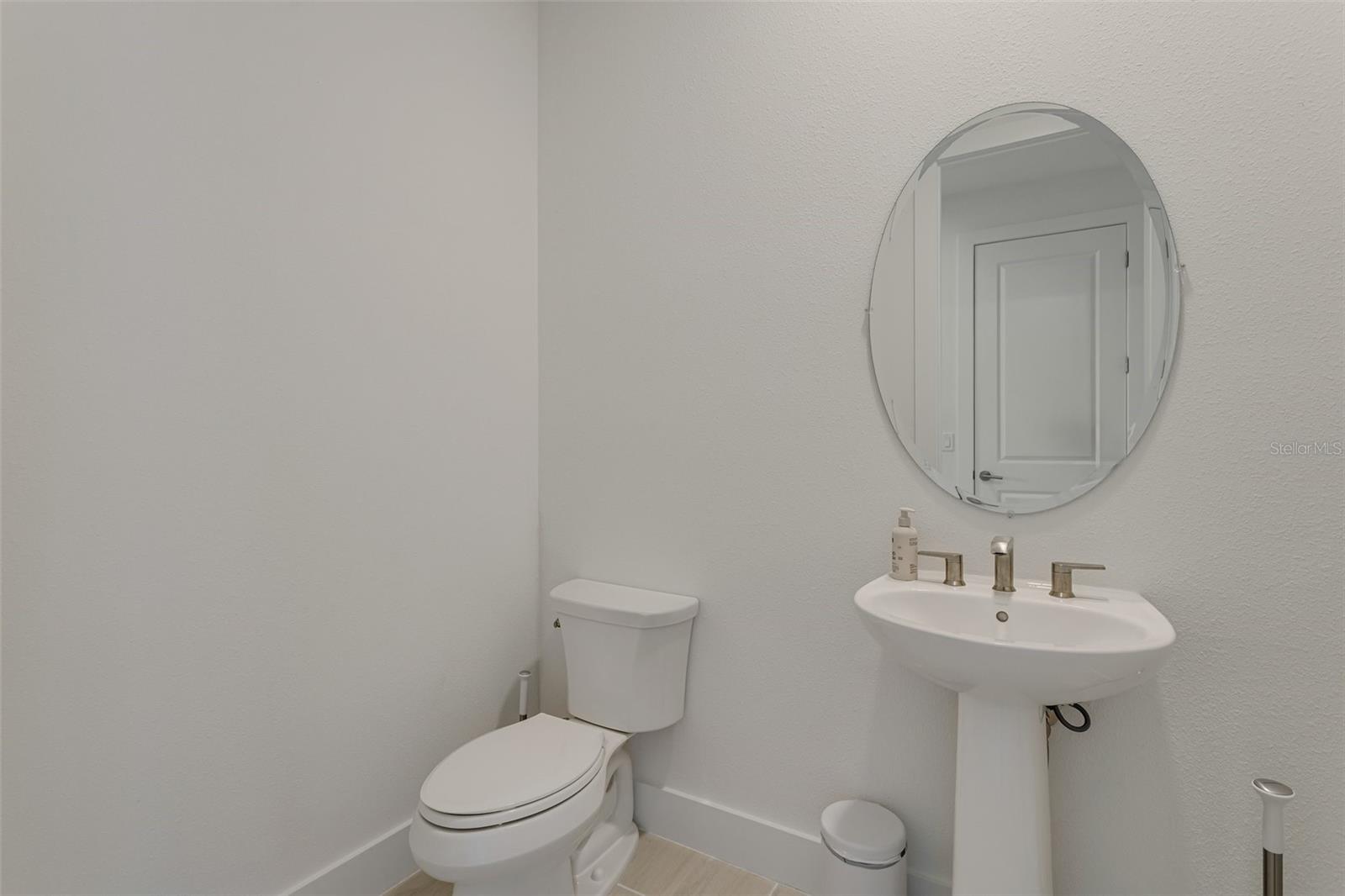 Image 21 of 45 For 18525 Midsummer Place
