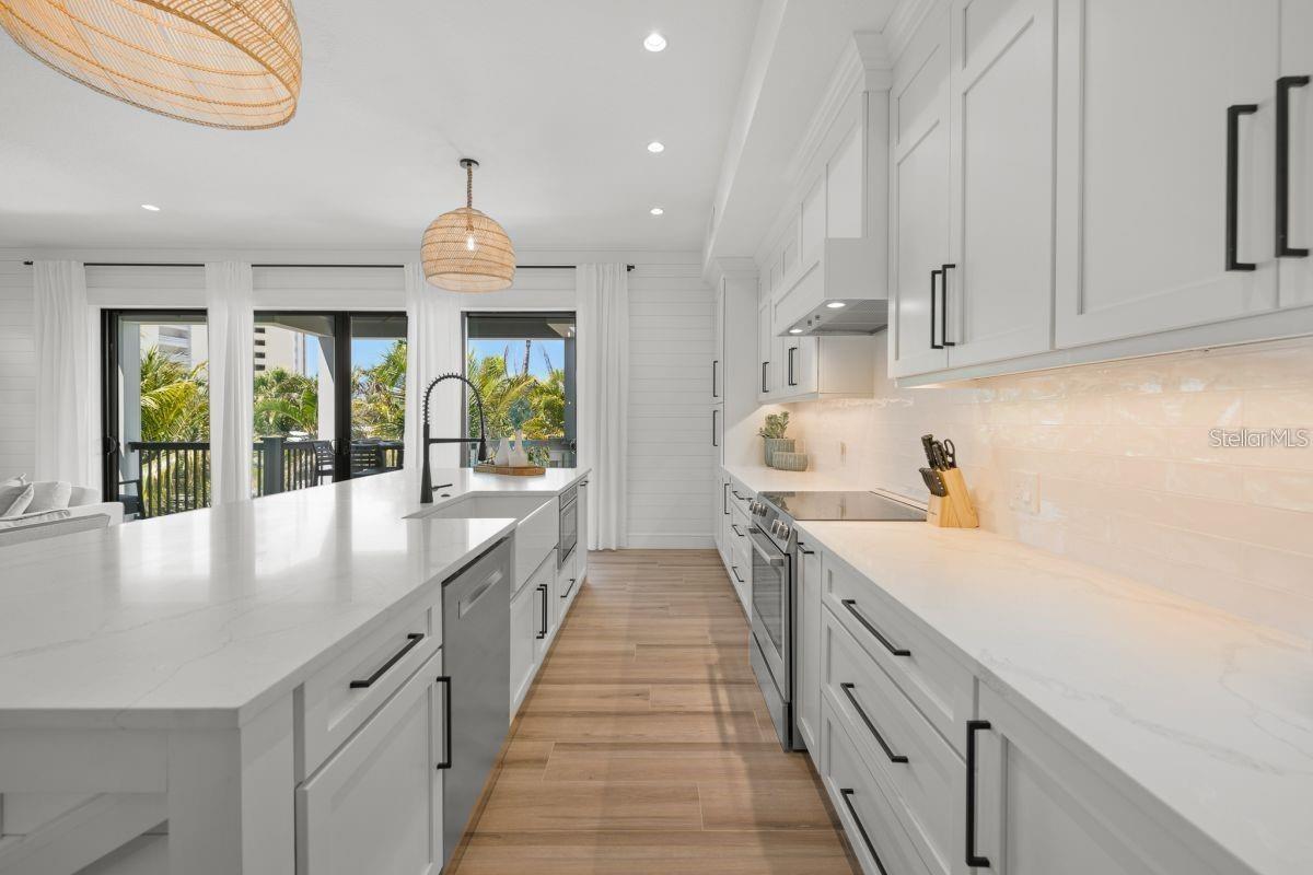 Image 11 of 70 For 89 Avenida Messina
