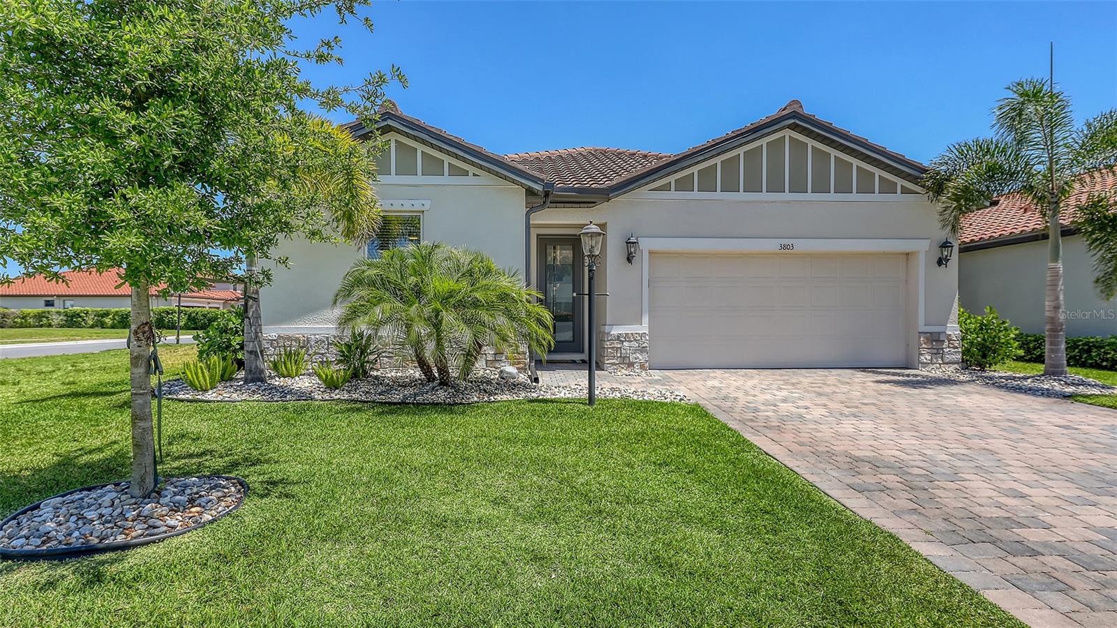 Image 2 of 55 For 3803 Savanna Palms Court