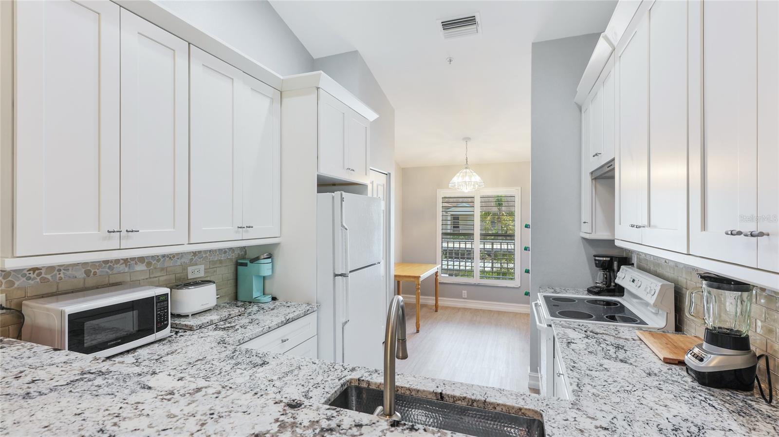 Image 10 of 44 For 4640 Tower Hill Lane 2325