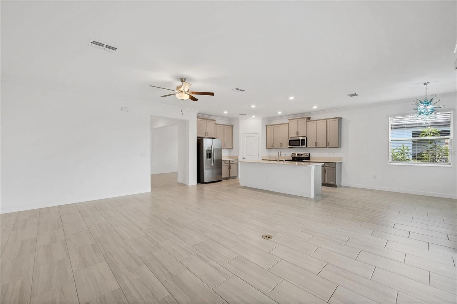 Image 10 of 55 For 14265 17th Court E