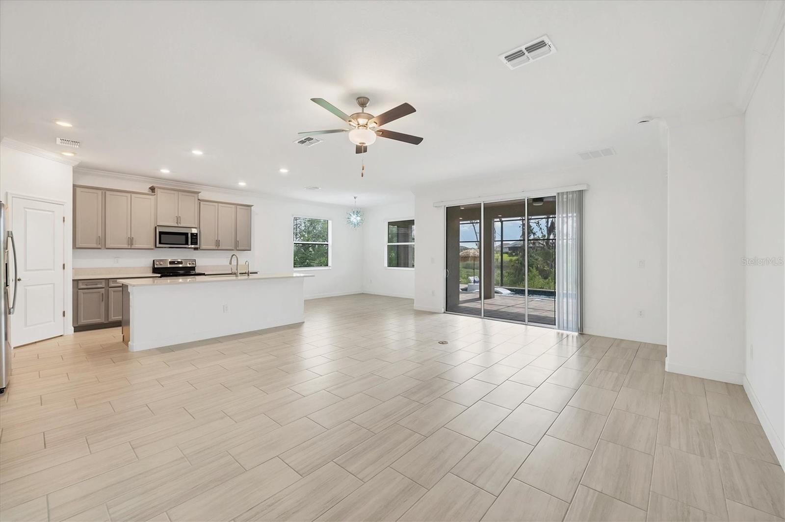Image 8 of 55 For 14265 17th Court E