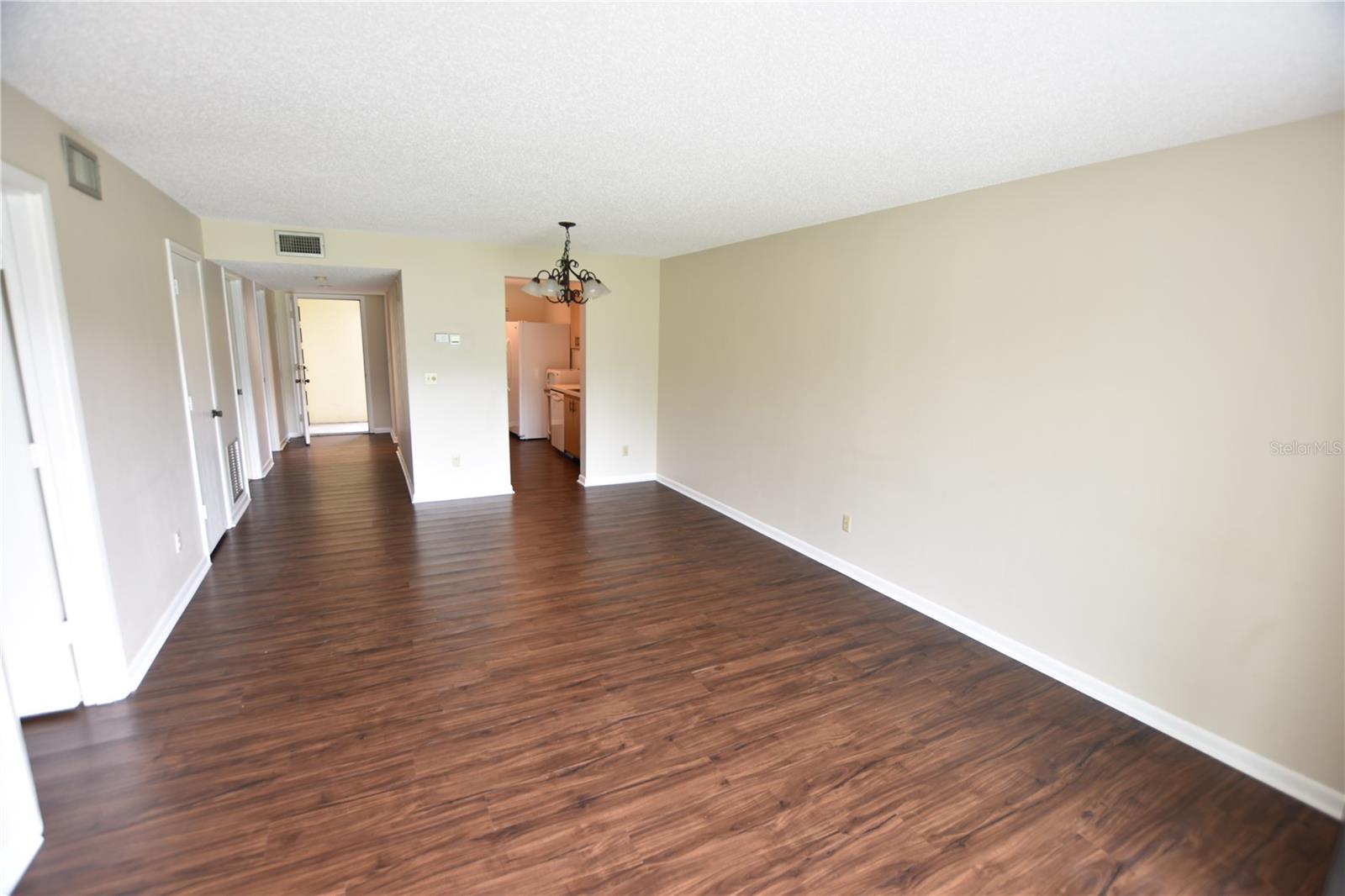 Image 5 of 15 For 4604 Longwater  77