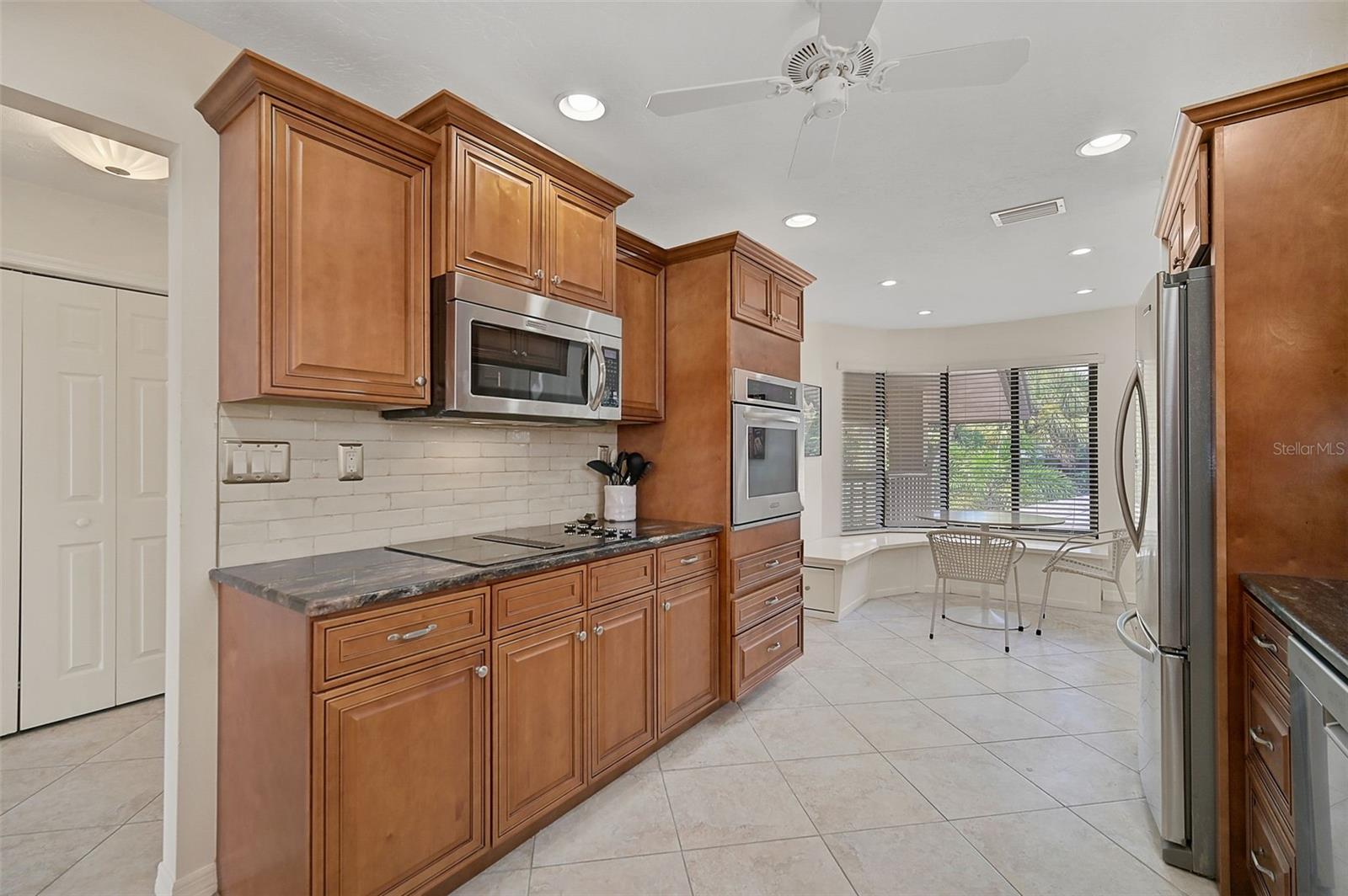 Image 10 of 44 For 6660 Schooner Bay Circle 6660