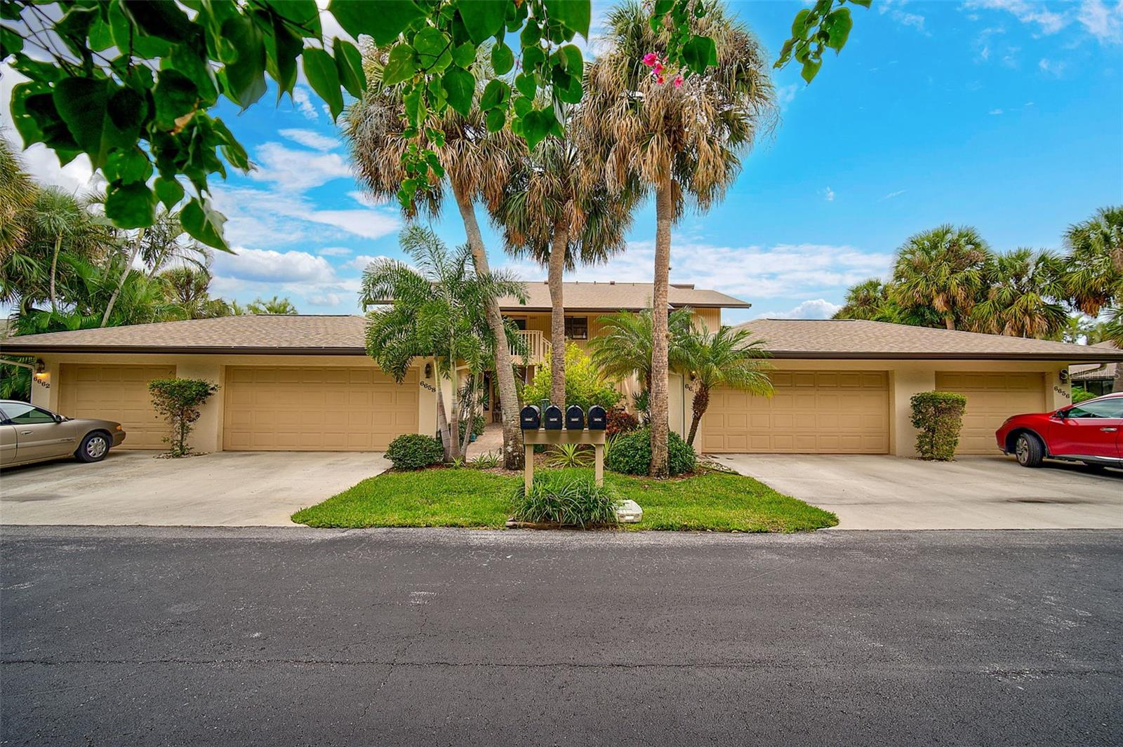 Image 2 of 44 For 6660 Schooner Bay Circle 6660