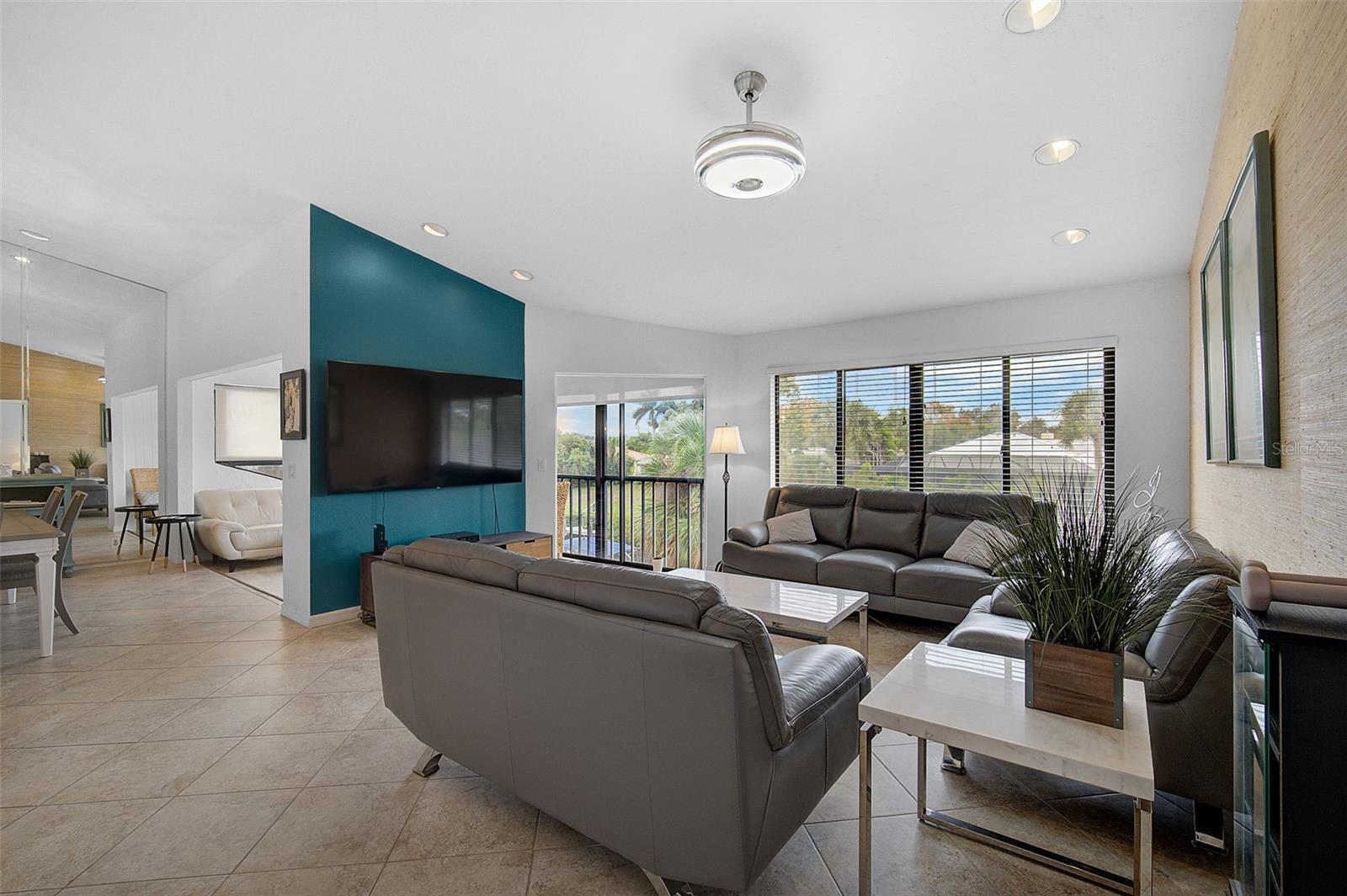 Image 21 of 44 For 6660 Schooner Bay Circle 6660