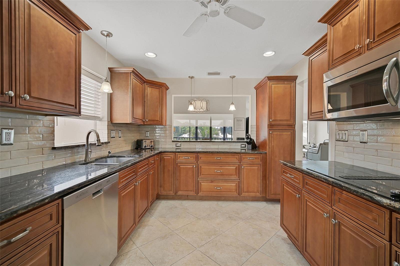 Image 8 of 44 For 6660 Schooner Bay Circle 6660