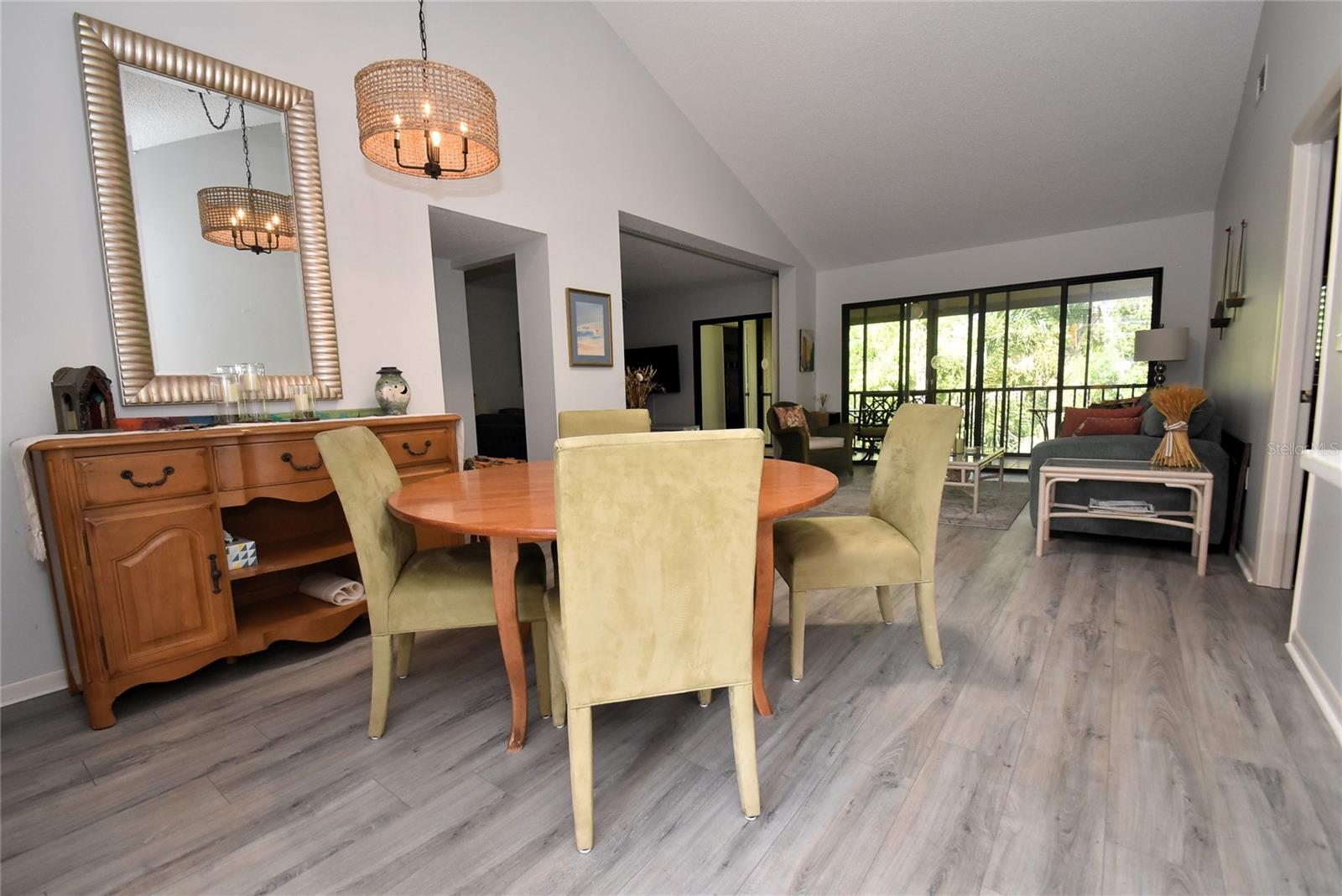 Image 7 of 37 For 1657 Brookhouse Circle Br254