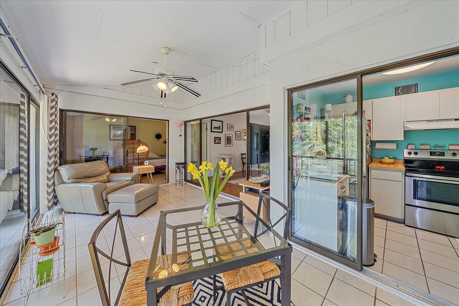 Image 24 of 34 For 6040 Oak Creek Lane 1822