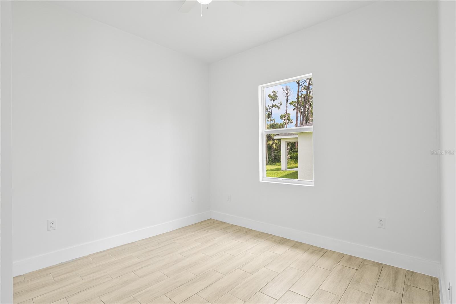 Image 6 of 13 For 2163 Blaser Street