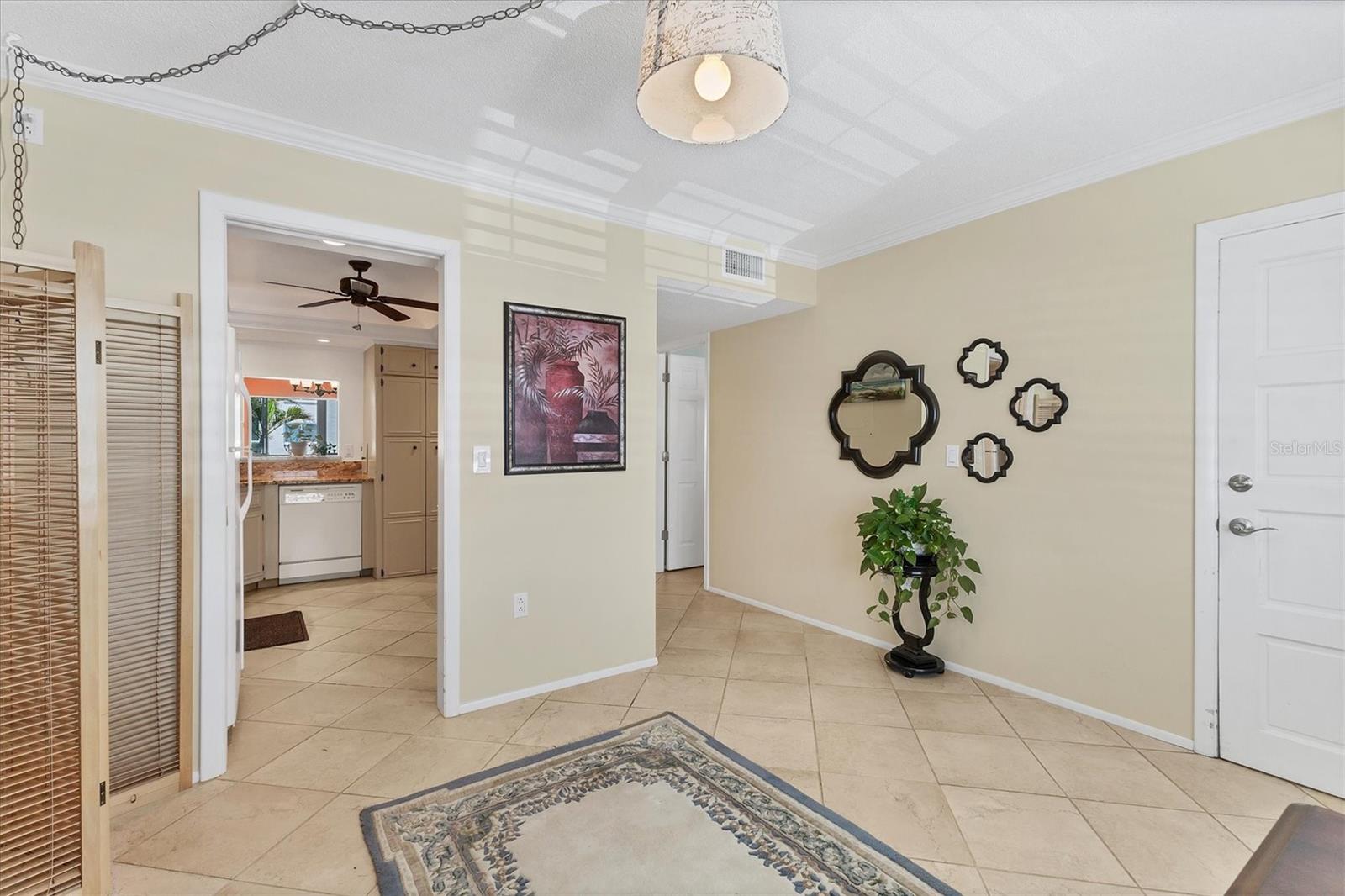 Image 18 of 80 For 210 Santa Maria Street 244