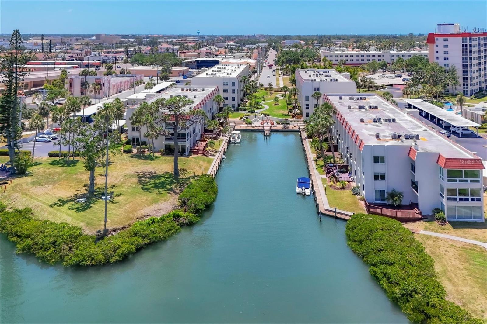 Image 54 of 80 For 210 Santa Maria Street 244